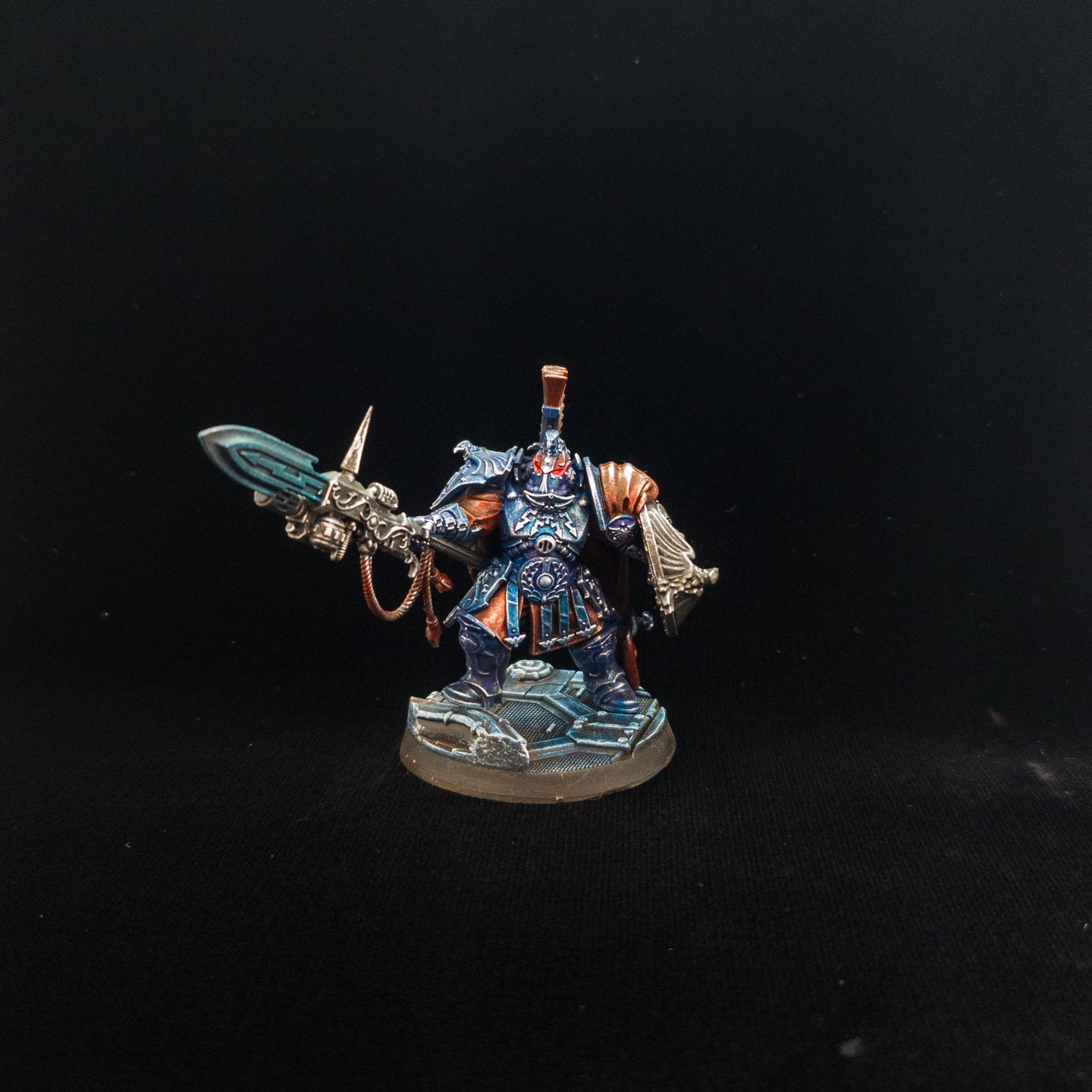 Shield Captain with Pyrithite Spear